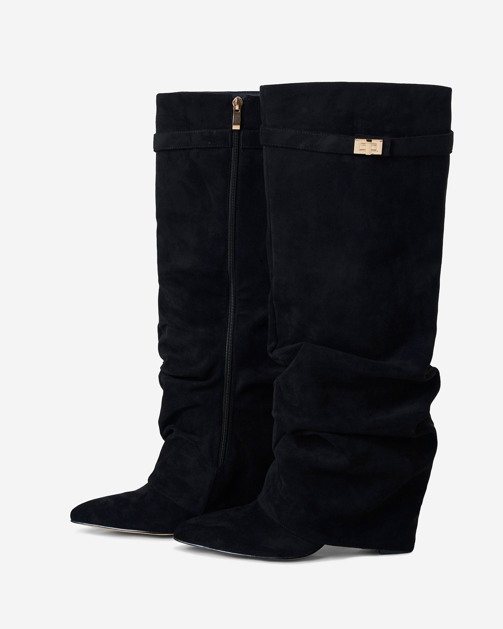 Avery | Soft Suede with Relaxed Drama