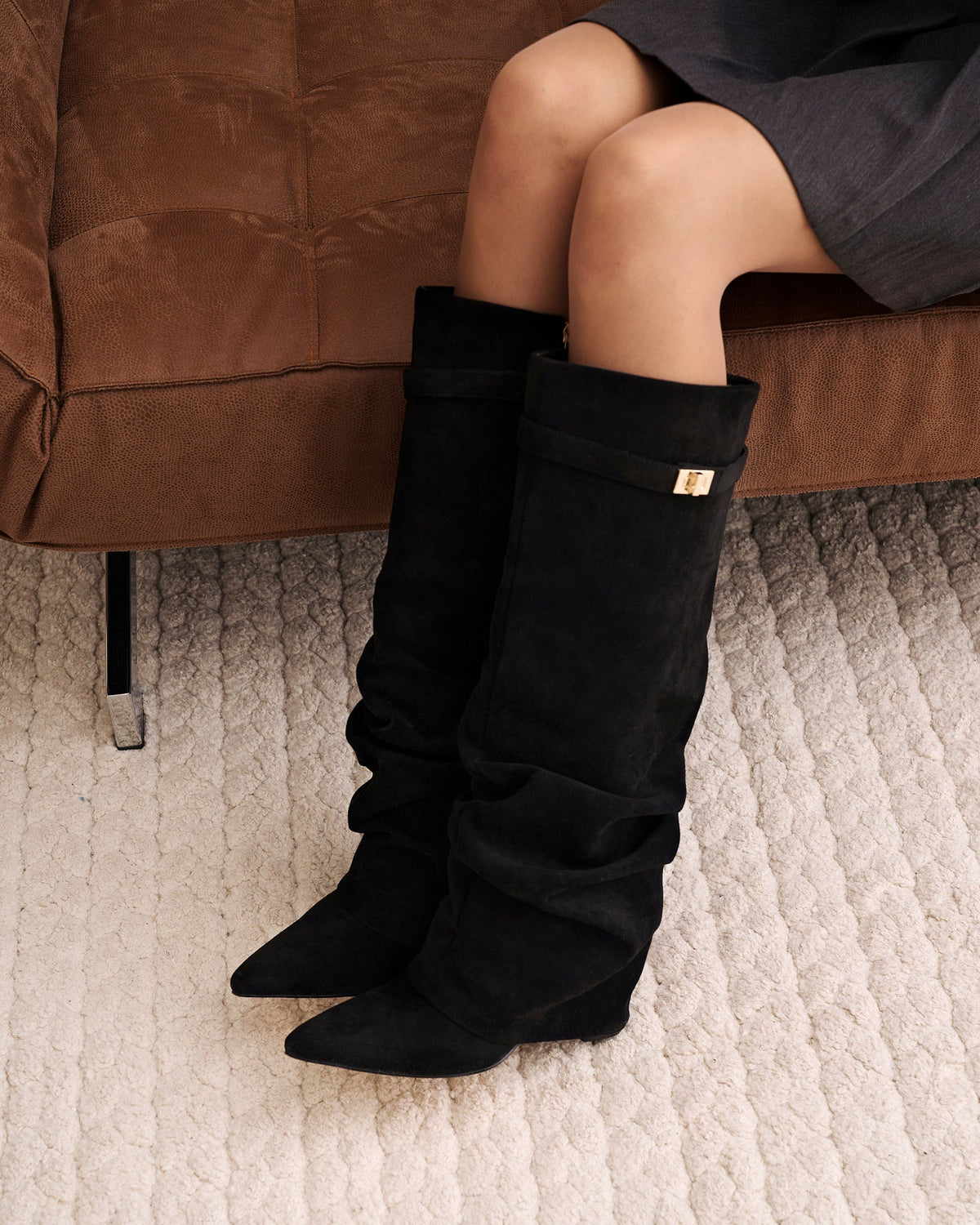 Avery | Soft Suede with Relaxed Drama